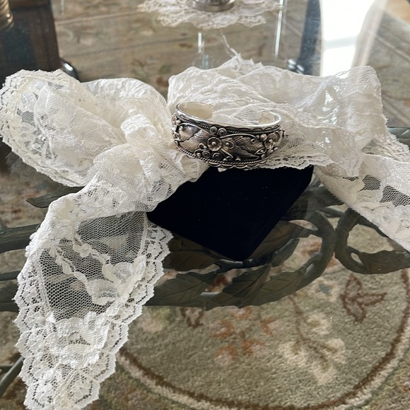 Sterling Native American Cuff Bracelet - Picture 12 of 12